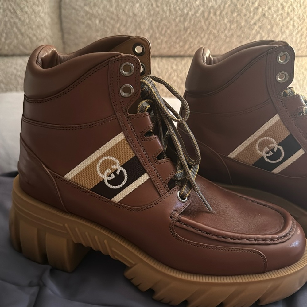 Gucci gorgeous boots